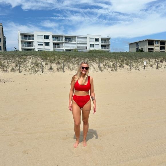 Meet your Posher, Rebecca - Picture 3 of 8